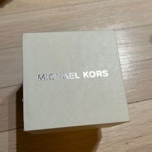 Michael kors woman watch